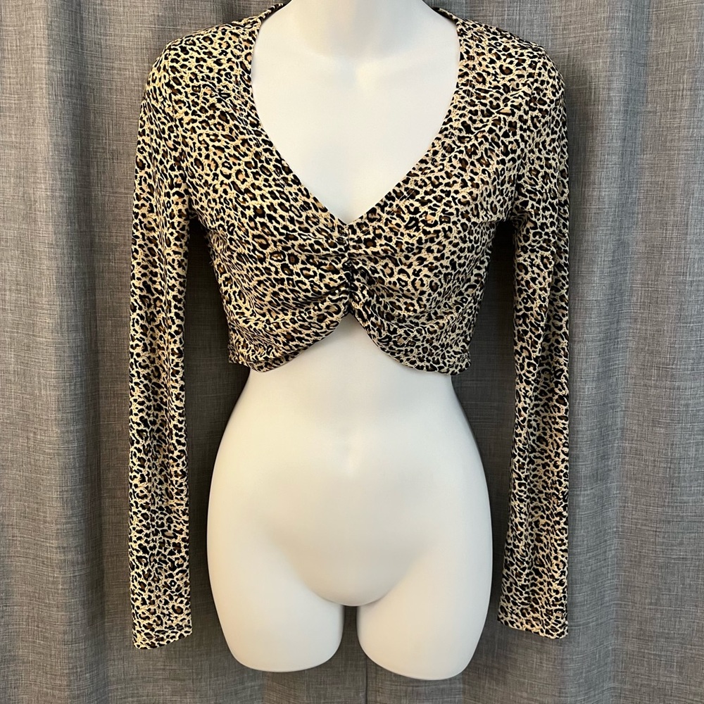 SHEIN Leopard Ruched Crop Top